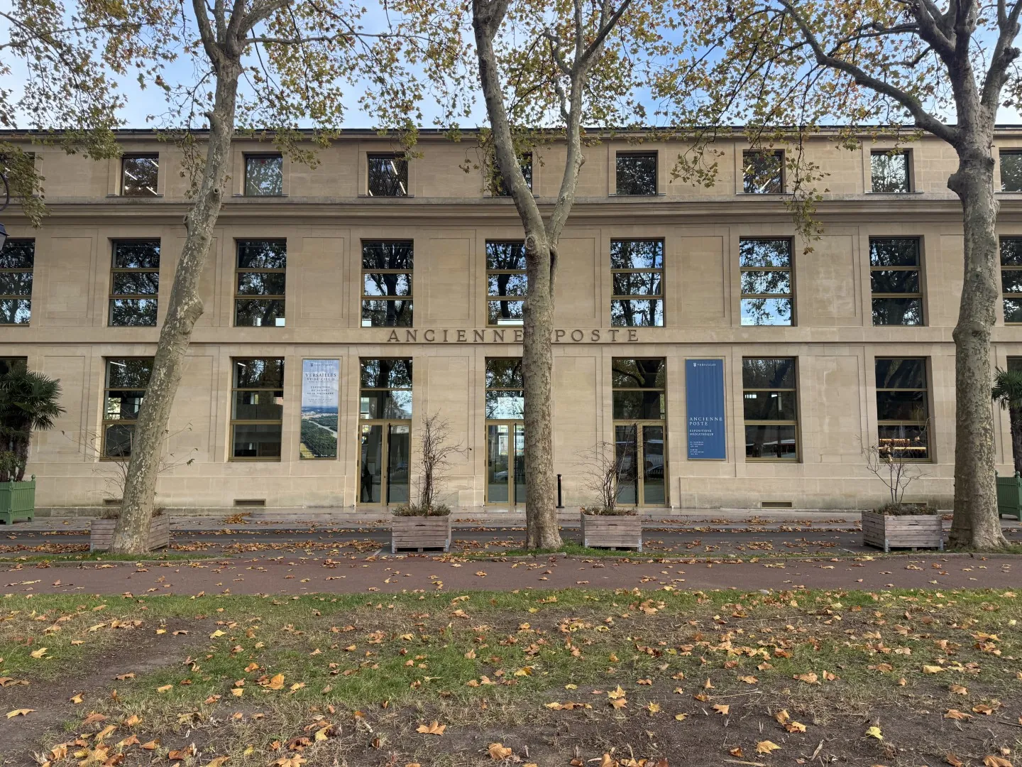 Médiathèque de Versailles — vue 1